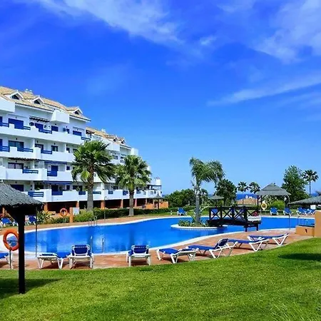 Beautiful In Duquesa Suites And Gardens Apartment *